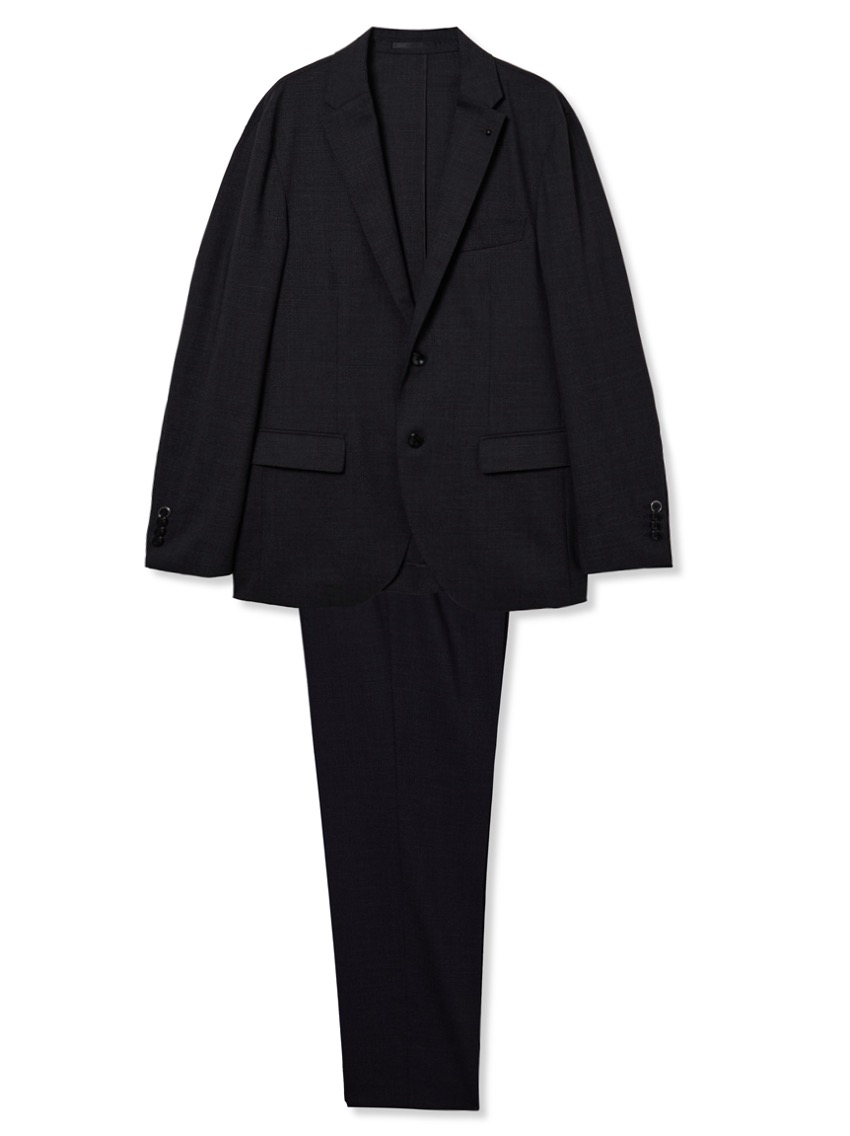 新宿髙島屋LIMITED CONCEPT STORE限定のスーツ